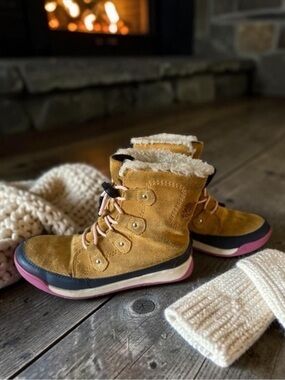 Sorel Boots Size 5